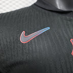 Camisa Barcelona ll Edição especial Travis Scott 24/25 Manga Longa - Masculina - Preta