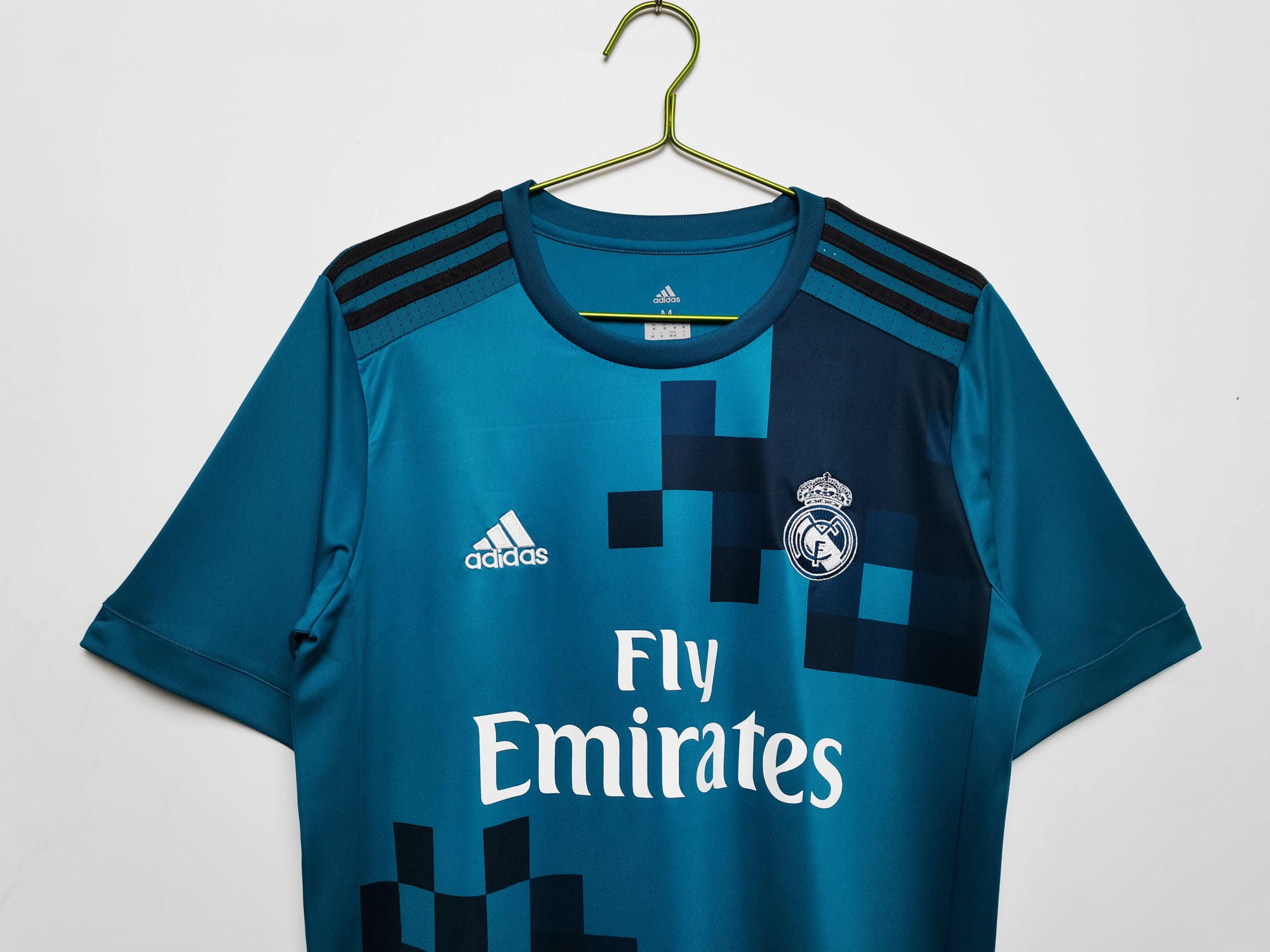 Camisa Real  Madrid 2017/18 - Versão Retrô Masculino - Azul
