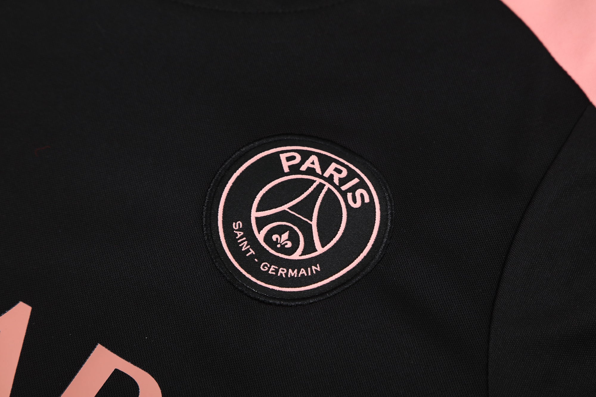 Kit Treino PSG 25/26 - Masculina - Preto com Rosa | Estilo e Performance Jordan