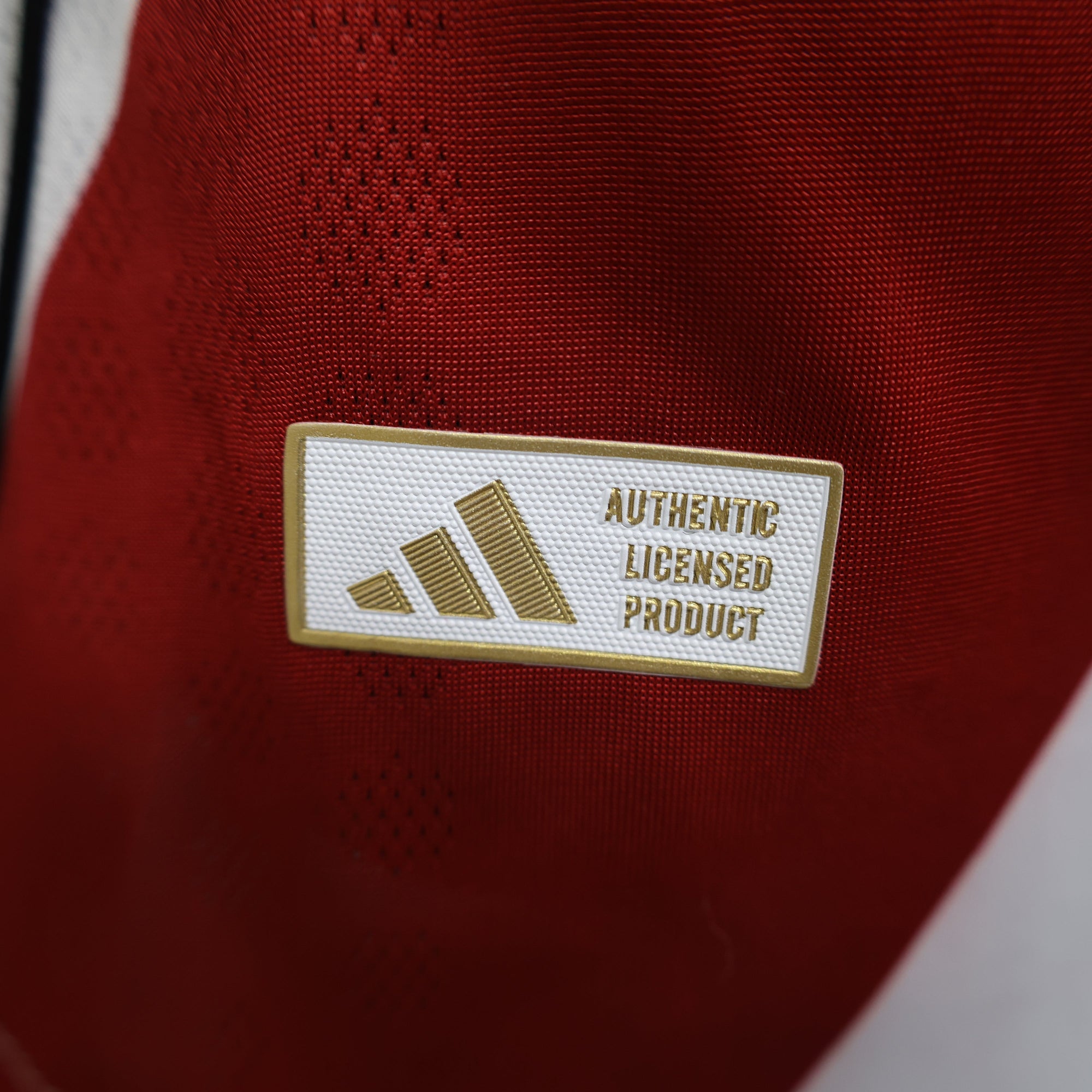 Camisa River Plate 2025/26 Adidas - Versão Jogador Masculina - Branca+Vermelho