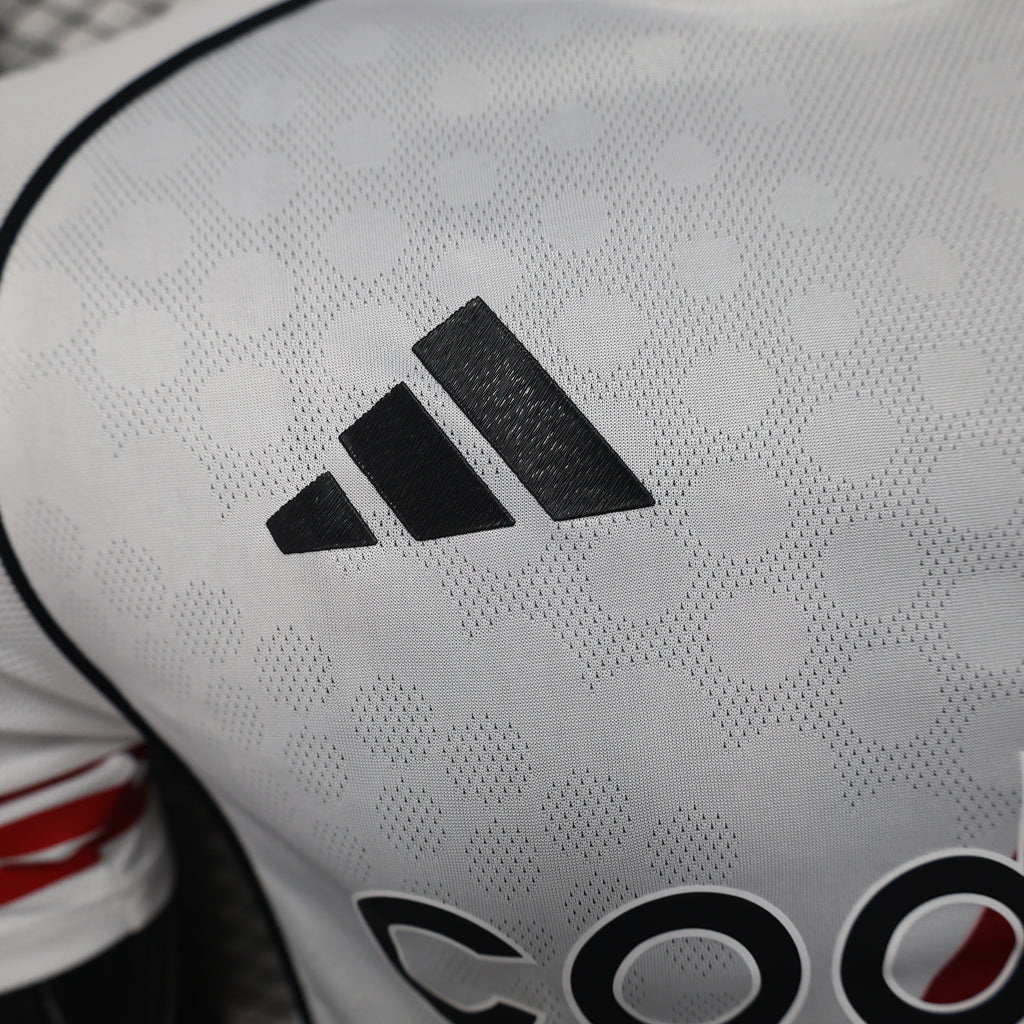 Camisa River Plate 2025/26 Adidas - Versão Jogador Masculina - Branca+Vermelho